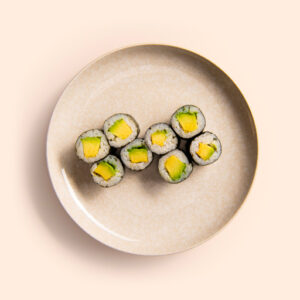 83.HOSOMAKI AGUACATE